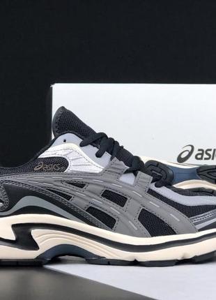 Кроссовки asics