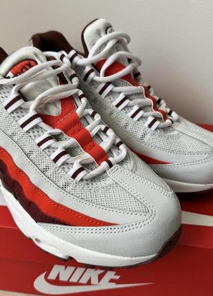 Кроссовки nike air max 95 white and red5 фото