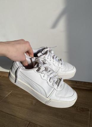 Оригинальные белые кроссовки puma1 фото