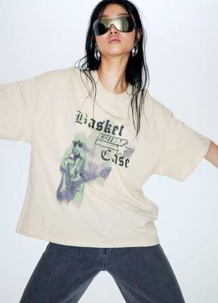 Футболка женская бежевая с принтом hm new
