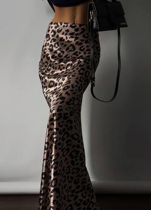 Атласна спідниця максі з леопардовим принтом довга юбка вільного крою стильна трендова коричнева