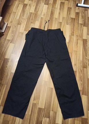 Черные брюки cargo с накладными карманами размер м из хлопка3 фото