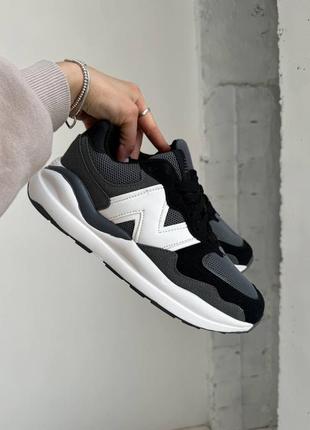 Жіночі кросівки new balance 327 5740 чорні