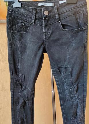 Крутые рваные джинсы2 фото