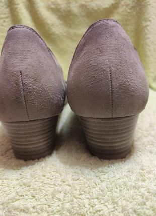 Кожаные женские туфли лодочки на удобном широком каблуке р.9g/42-43/4 фото
