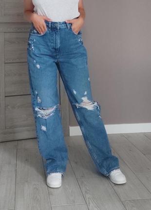 Блакитні щільні джинси h&m the water saving 90`s короткий