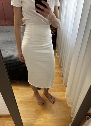 Белая юбка футляр из коттона1 фото