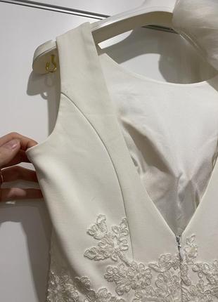 Свадебное платье от бархатника мух7 фото