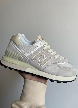 Женские кроссовки нью беланс 574 бежевые / new balance 574 legacy beige