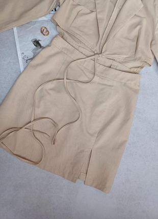 Бежева сукня блейзер піджак із зав'язками plt8 фото
