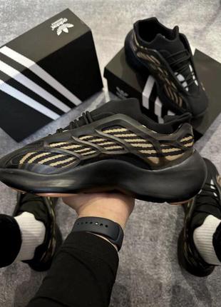 Кросівки adidas yeezy boost 7008 фото