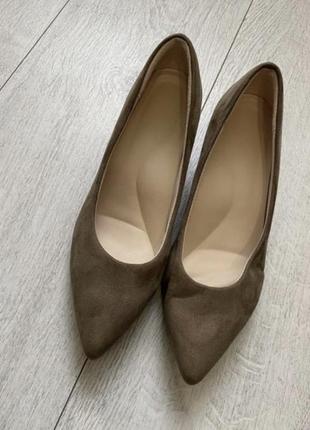Жіночі замшеві туфлі 36,5 розмір