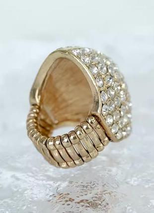 Стильное кольцо необычной формы модная бижутерия6 фото