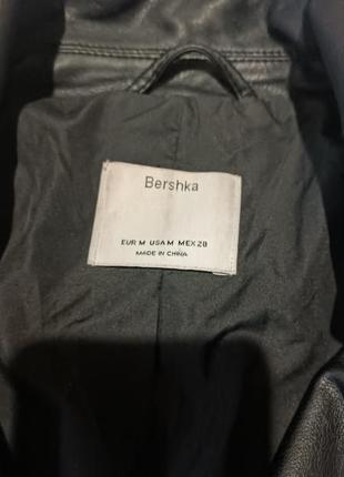 Кожаная куртка bershka3 фото