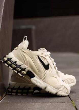 Жіночі кросівки найк бежеві / nike x stussy air zoom spiridon cage 29 фото