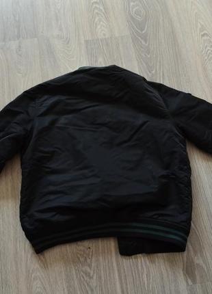Чоловіча куртка бомбер guess оригінал м-л чорний із зеленим7 фото
