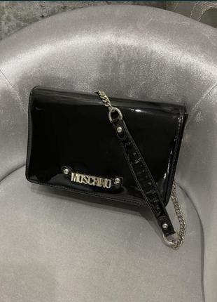 Продам сумку moschino1 фото