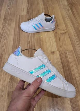 Кроссовки adidas grand court