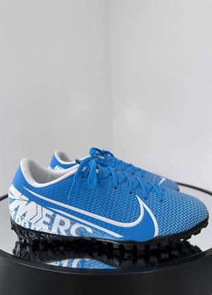 Шикарні м'які сороконіжки nike mercurial1 фото