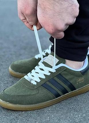 Adidas кроссовки замшевые, хаки 40-44р7 фото