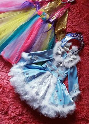 Дизайнерскиe новогодниe карнавальные наряды единорожка и снегурочка.4 фото