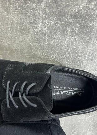 Мужские черные туфли из натуральной замши/кожи от производителя karat4 фото