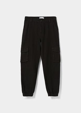 Карго штани bershka, розмір xl