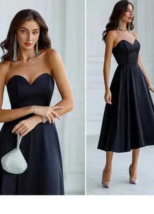 Нарядна чорна сукня