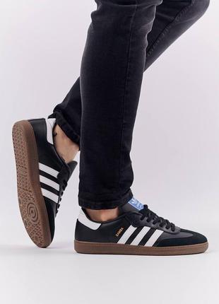 Мужские кроссовки в стиле adidas originals samba адидас самба / демисезонные / весенние, летние, осенние / обувь / кожа, замша / черные, белые9 фото