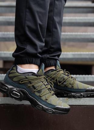 Стильные кроссовки nike air max plus tn khaki black9 фото