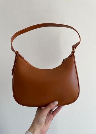 Женская сумка pinko half moon bag simply ginger with leather buckle5 фото