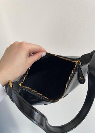Сумка женская черная пинко pinko half moon bag simply black with leather buckle9 фото