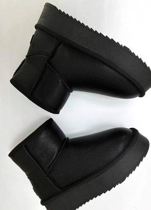 Зимние женские кожаные черные угги на высокой подошве от производителя itts3 фото