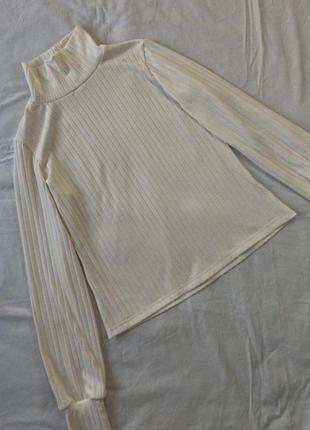 Гольф молочный водолазка