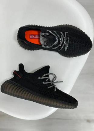 Кроссовки текстильные черные