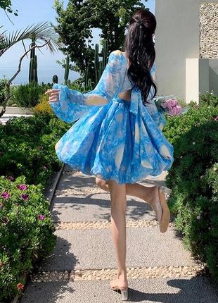 Пишна голуба корсетна сукня1 фото