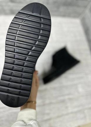 Демісезонні черевики жіночі в чорному кольорі. на шнурку6 фото