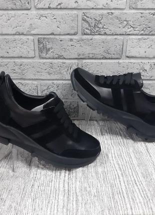 Женские кожаные/замшевые черные кроссовки от производителя kento 397 фото
