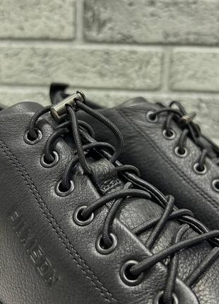 Мужские демисезонные кожаные ботинки черного цвета от производителя filkison6 фото