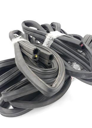 Уплотнитель двери волга газ-24, газ 3110, газ 2410