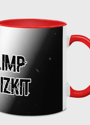 Чашка с принтом  «limp bizkit glitch на светлом фоне: надпись и символ» (цвет чашки на