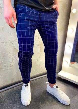 Чоловічі стильні повсякденні штани-карго з регулюванням на поясі і колінах чорні2 фото