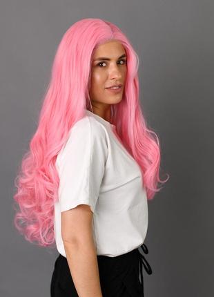 Парик zadira ярко розовый женский длинный волнистый на сетке из термоволос4 фото