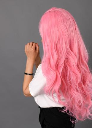 Парик zadira ярко розовый женский длинный волнистый на сетке из термоволос7 фото