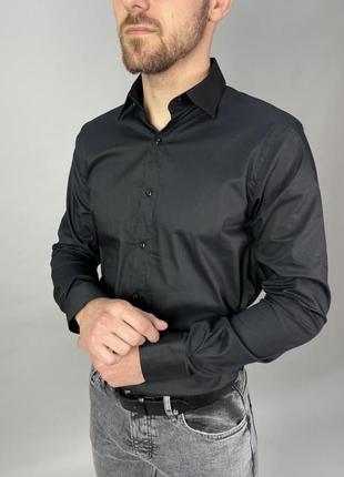 Мужская стильная классическая рубашка чёрная1 фото