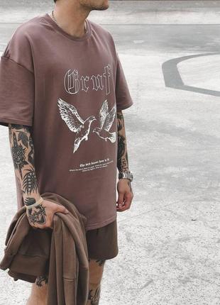 Мужская стильная качественная футболка oversize с принтом коричневая