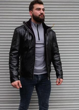 Мужская стильная кожаная куртка на меху из эко кожи чёрная2 фото