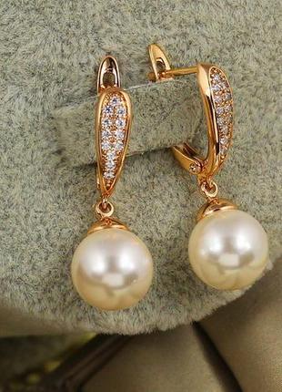 Сережки підвіски xuping jewelry з перлами андромеда 3 см золотисті2 фото