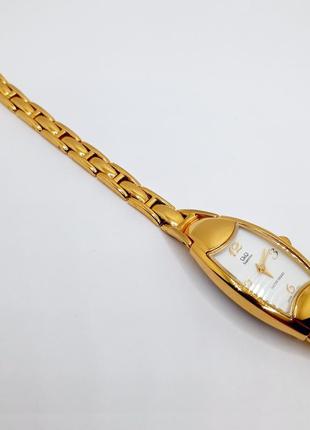 Наручные часы 'q&q' superior series женские кварцевые металлический ремешок (к933-001)3 фото