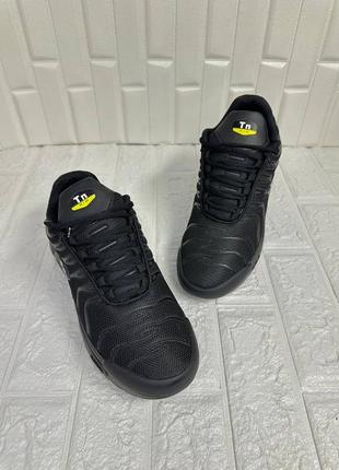 Кросівки чоловічі в чорному кольорі tn air5 фото